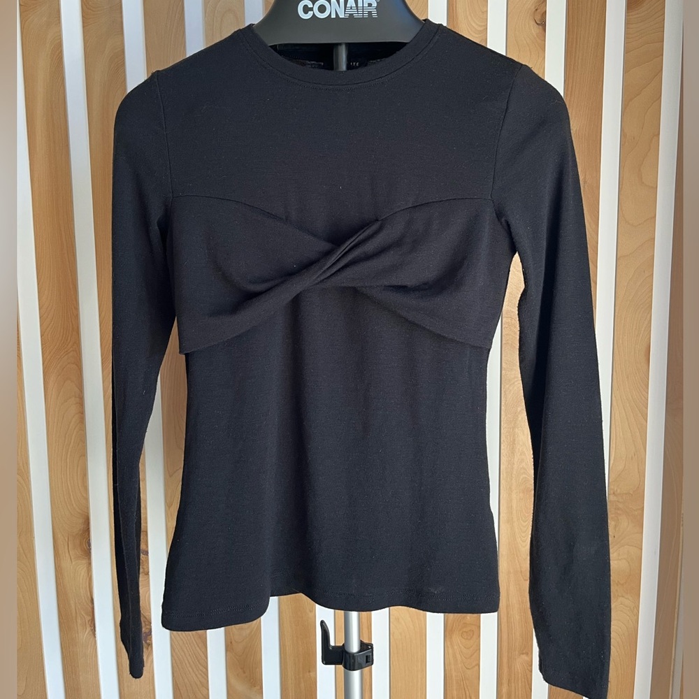 3/$30 Dynamite Black Long Sleeve Sweetheart Twist Top